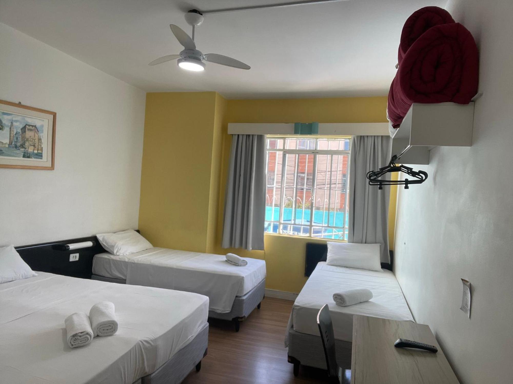 קוריטיבה Hotel Blumenau Centro חדר תמונה